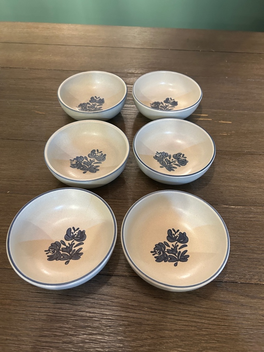 Vintage Pfaltzgraff Yorktowne small dessert fruit bowls HTF size 4 3/4” Group A